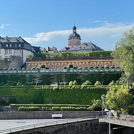 Castle View Living 1 - Best Apartment In Weilburg Bagian luar foto