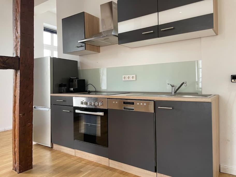 Castle View Living 1 - Best Apartment In Weilburg Bagian luar foto
